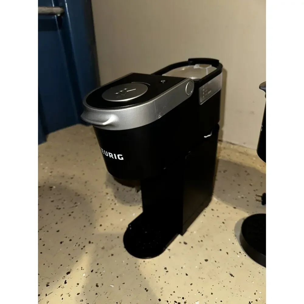 Keurig K-Mini Plus Single Serve K-Cup Pod Coffee Maker (FOR PARTS) Doesn’t work